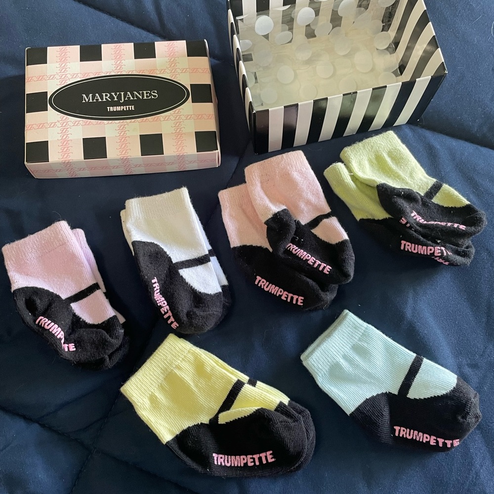 Baby girl socks (newborn)